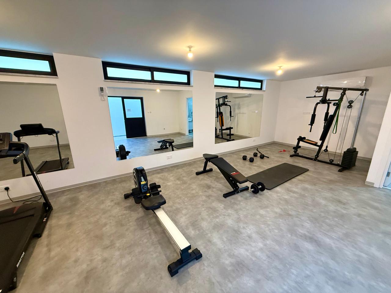 1-APT-SALE-LIVADIA-10389-26