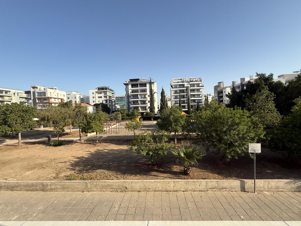 1-APTS-DROSIA-10177-11