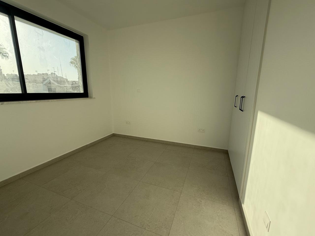 1-APTS-DROSIA-10177-13