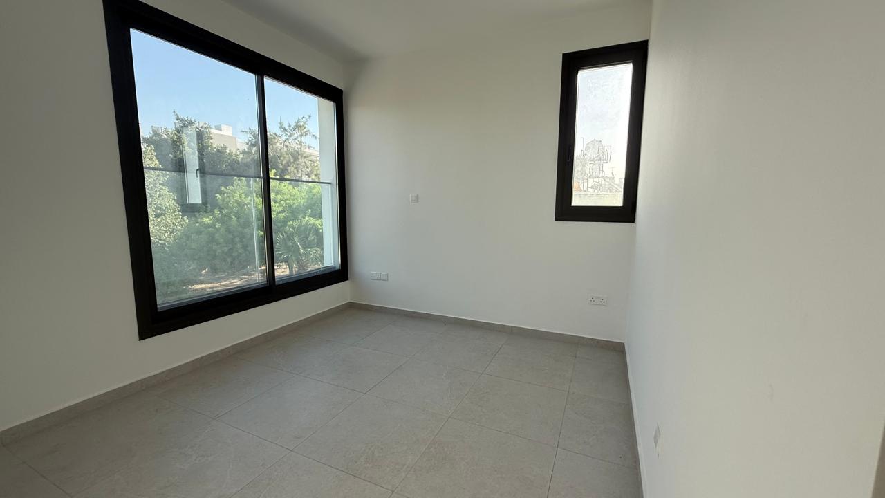 1-APTS-DROSIA-10177-18