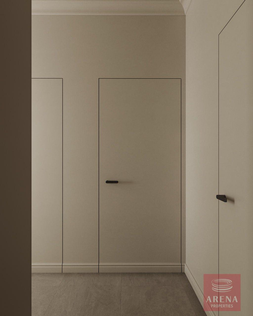 1-APTS-IN-PERVOLIA-9863-7-4