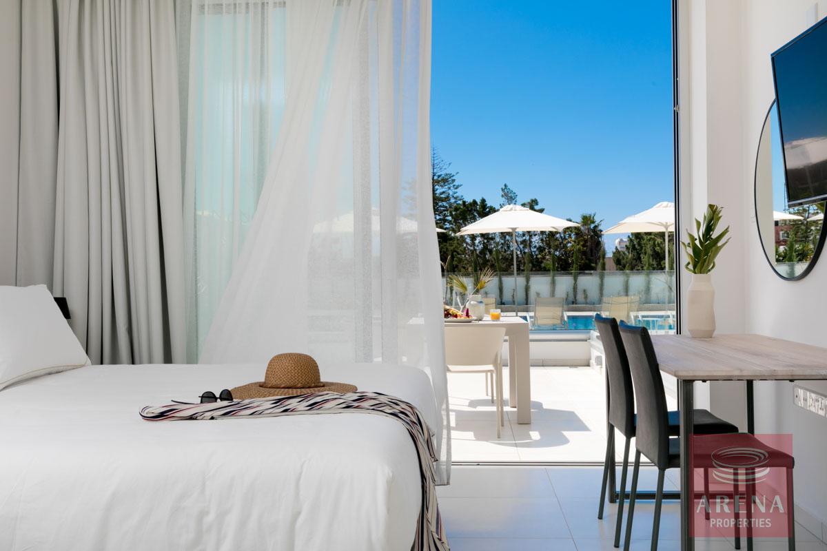 10-2-BED-APT-IN-AYIA-NAPA-7091