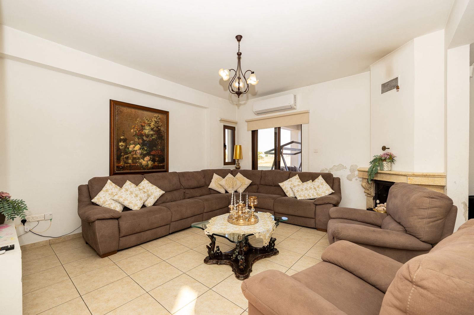 37-5-bed-villa-kiti-10152