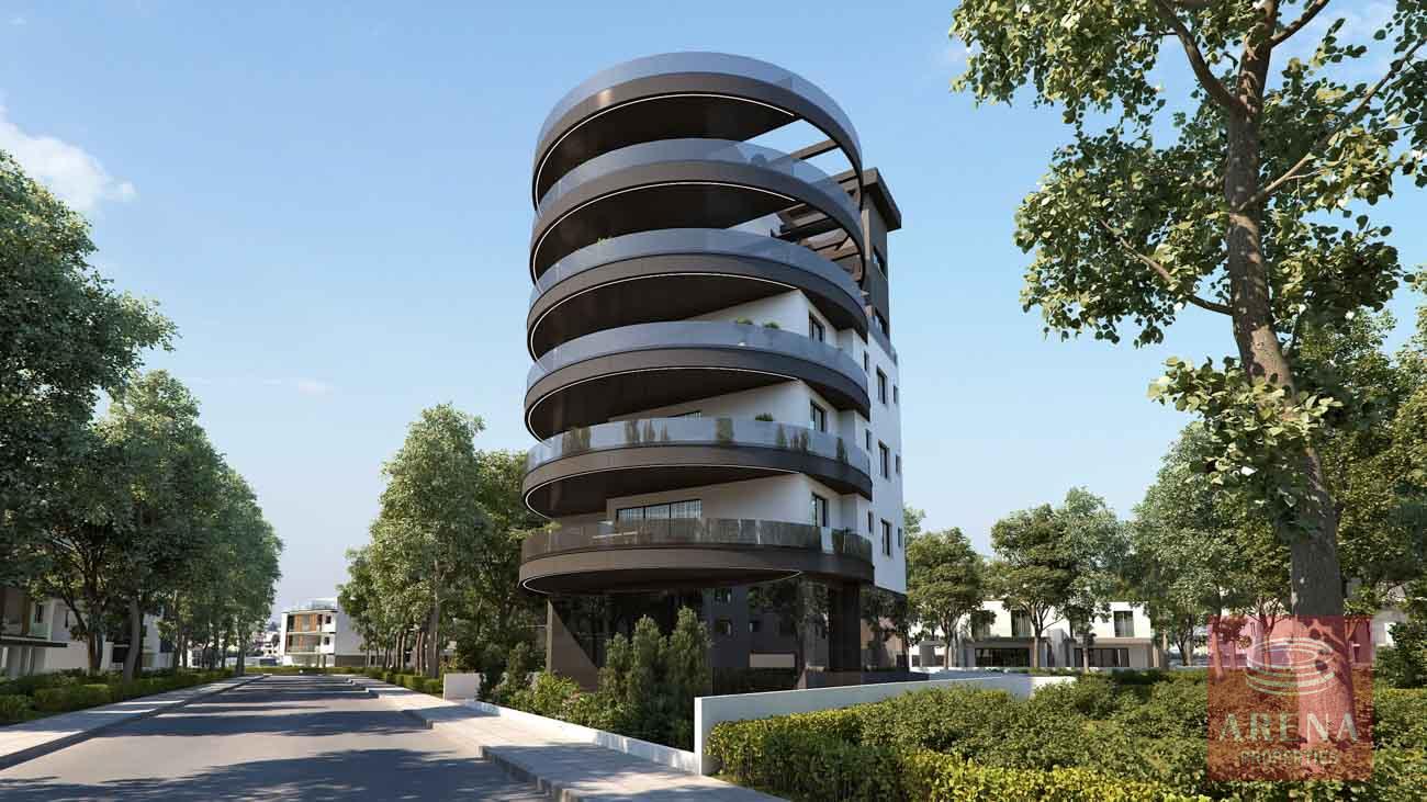 5-APTS-IN-LATSIA-8693-8