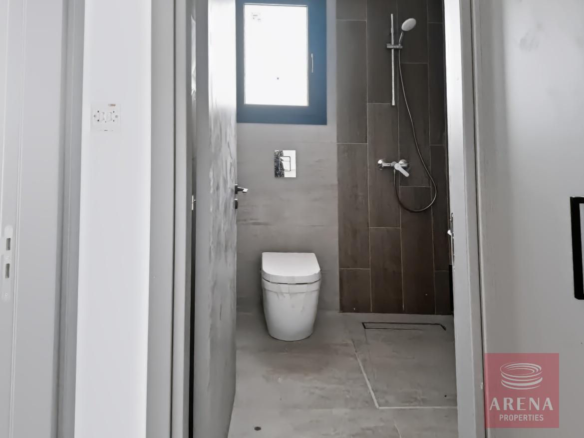 6ad5f2739cdd6-3