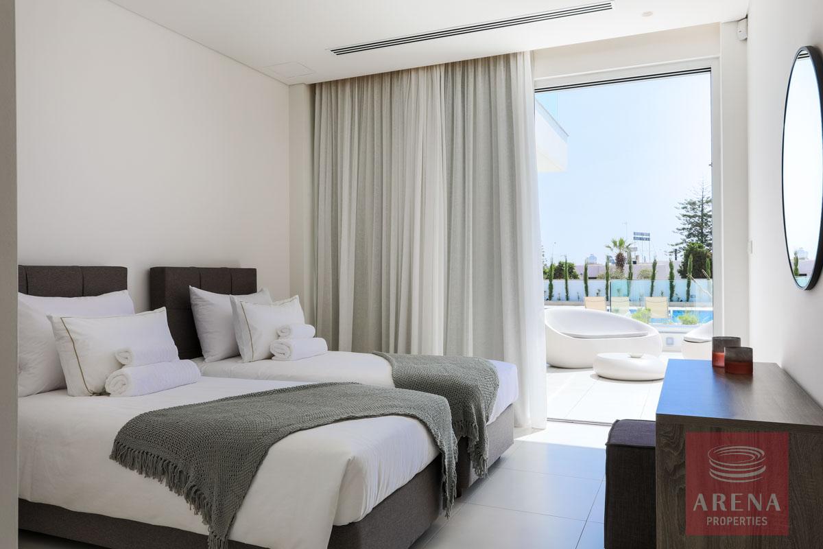 9-2-BED-APT-IN-AYIA-NAPA-7091-1